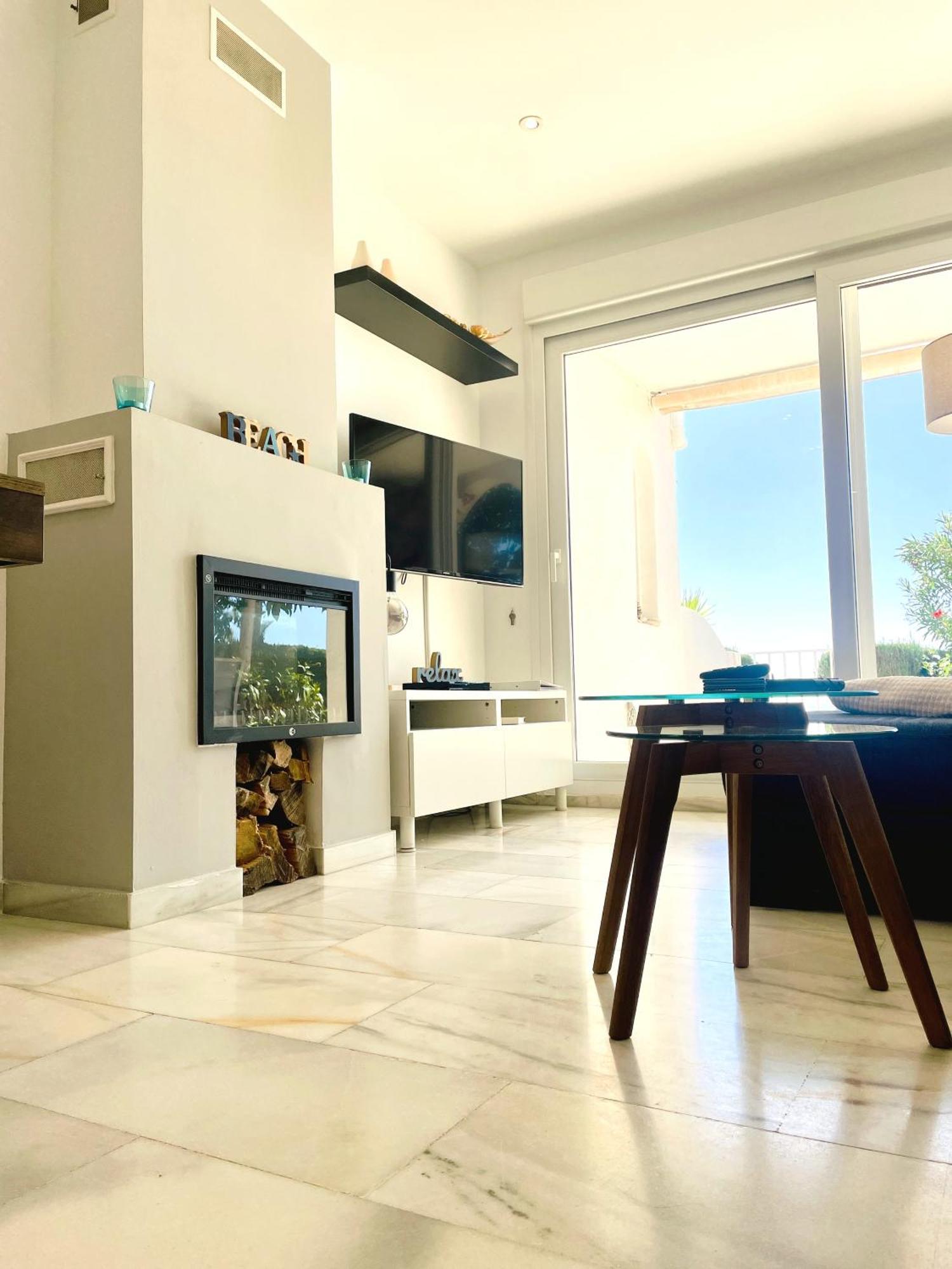Modern Garden Apartment With A Fantastic Sea View And A Private Garden Sitio de Calahonda Esterno foto