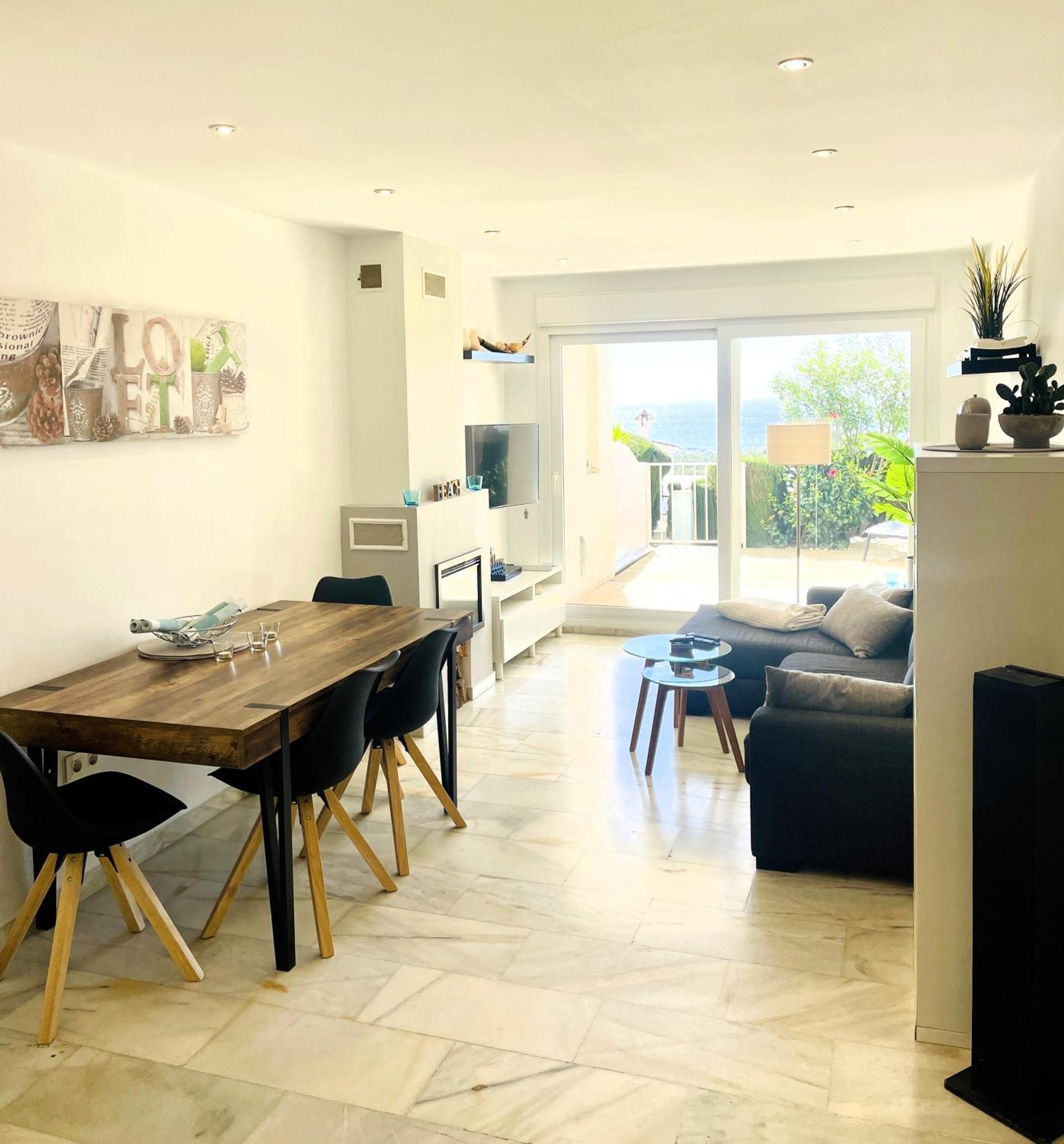 Modern Garden Apartment With A Fantastic Sea View And A Private Garden Sitio de Calahonda Esterno foto